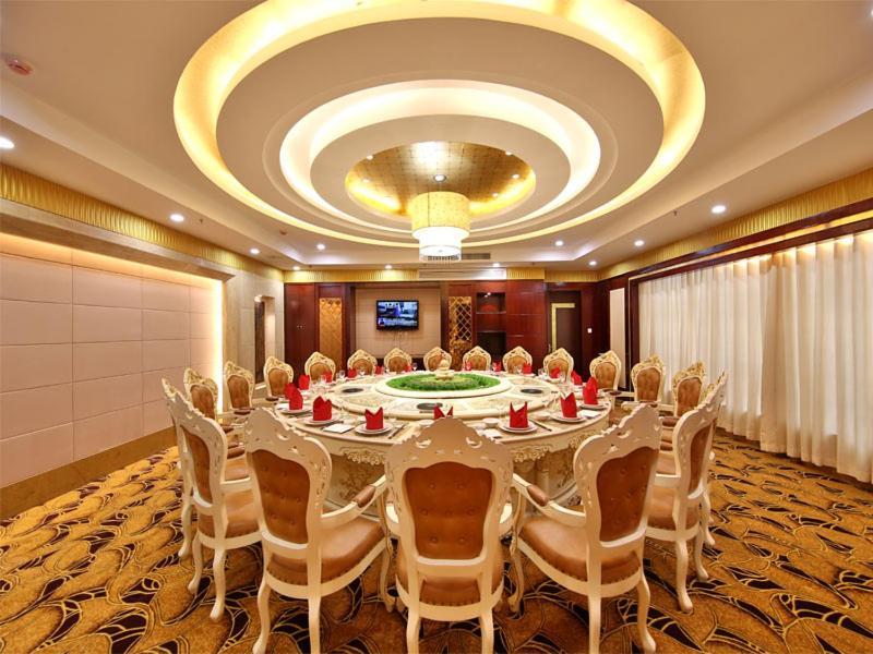 Vienna International Hotel Zhangjiajie Tianmen Mountain Buitenkant foto