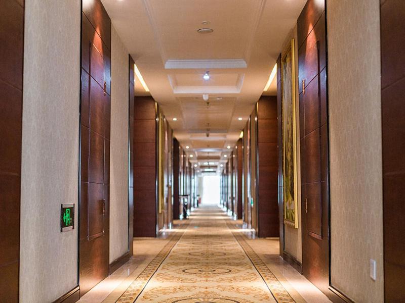 Vienna International Hotel Zhangjiajie Tianmen Mountain Buitenkant foto