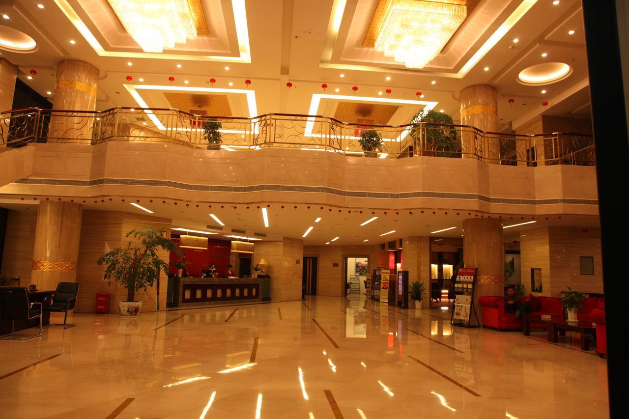 Vienna International Hotel Zhangjiajie Tianmen Mountain Buitenkant foto
